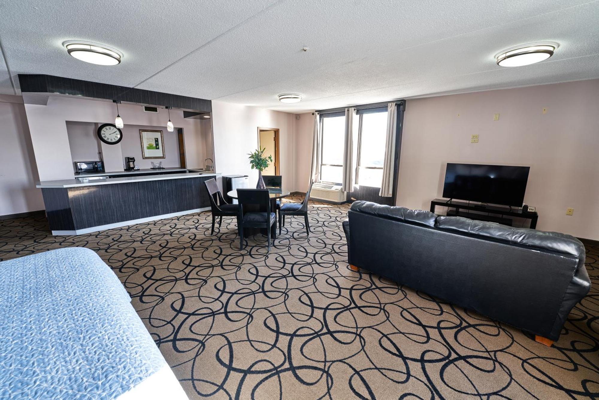 Seaport Resort And Marina Fairhaven Bagian luar foto
